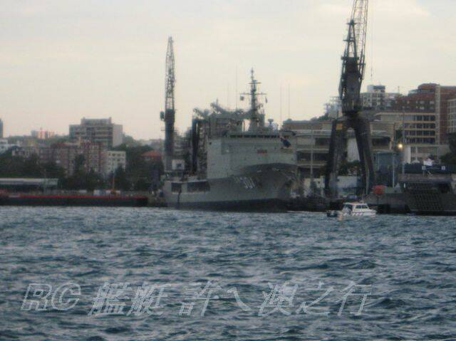 袋鼠國的油彈補給艦
