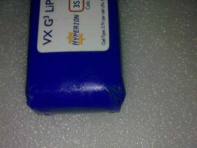 擦傷的電池