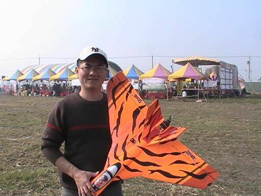 阿泉兄與橘虎班.JPG