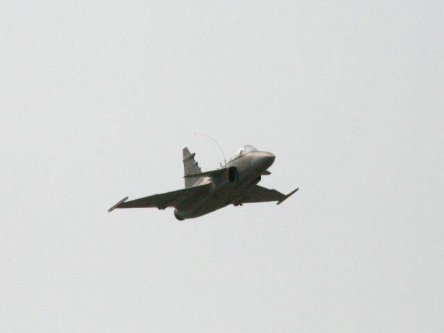 直線衝場，空速400哩