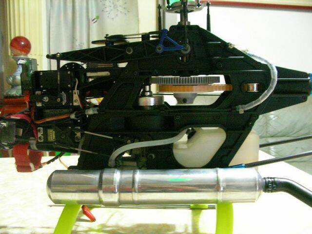 2_機身左.JPG