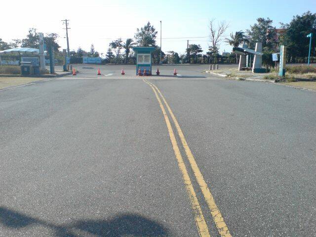 停車場-面向夏都