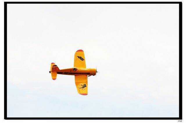 f4u1.jpg