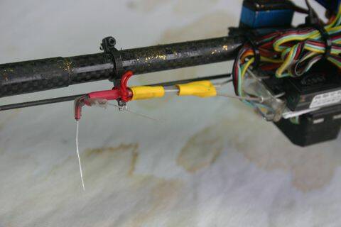 sjm215直昇機2.4g照片_04.jpg