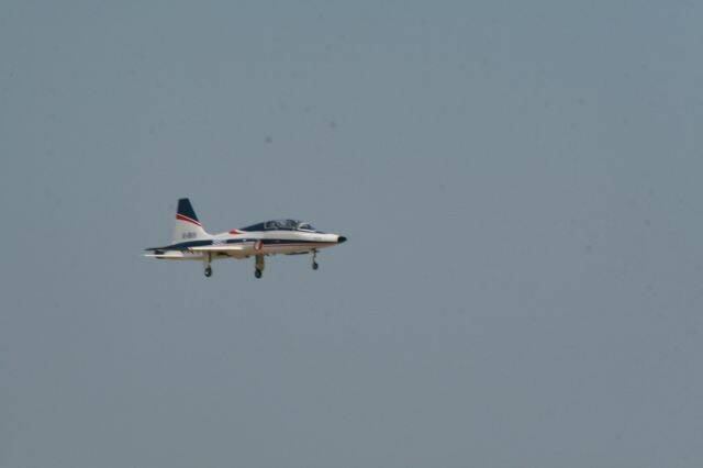 T-38-02.JPG