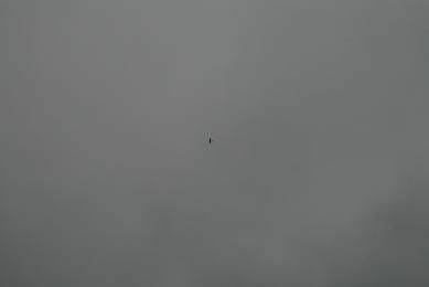 空拍機在天空中
