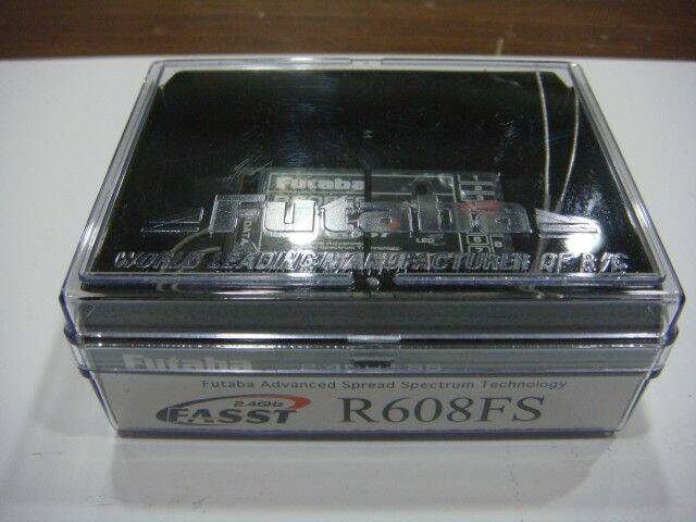 Futaba R608FS