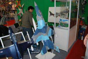 f-16B.jpg