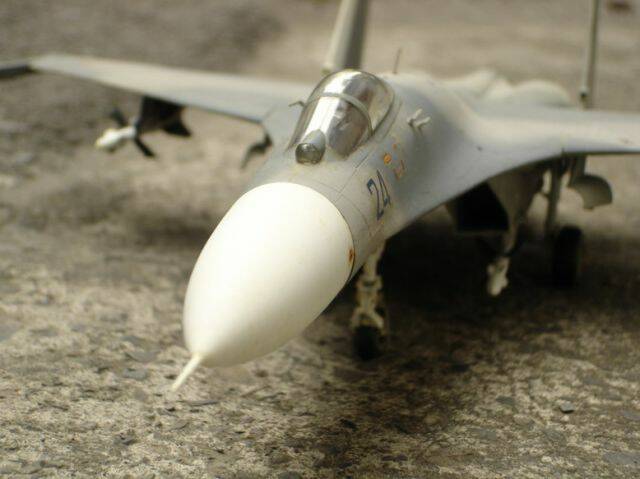SU-27X00017.JPG