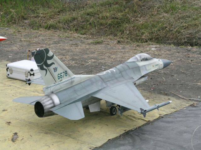 F-16太陽神（6678）