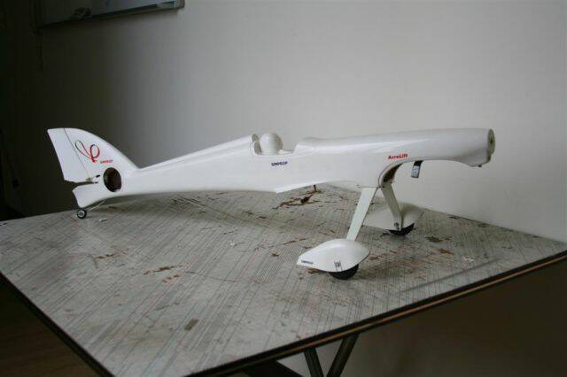 AcroLift機身