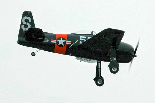 F8F-5.jpg