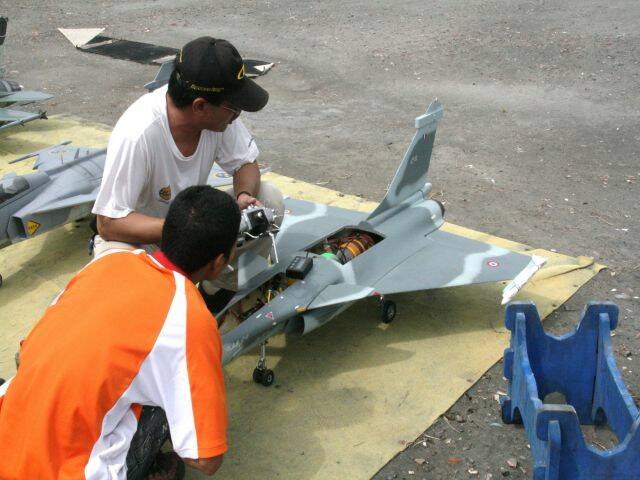 噴射機新手林兄之小飆配K-80E