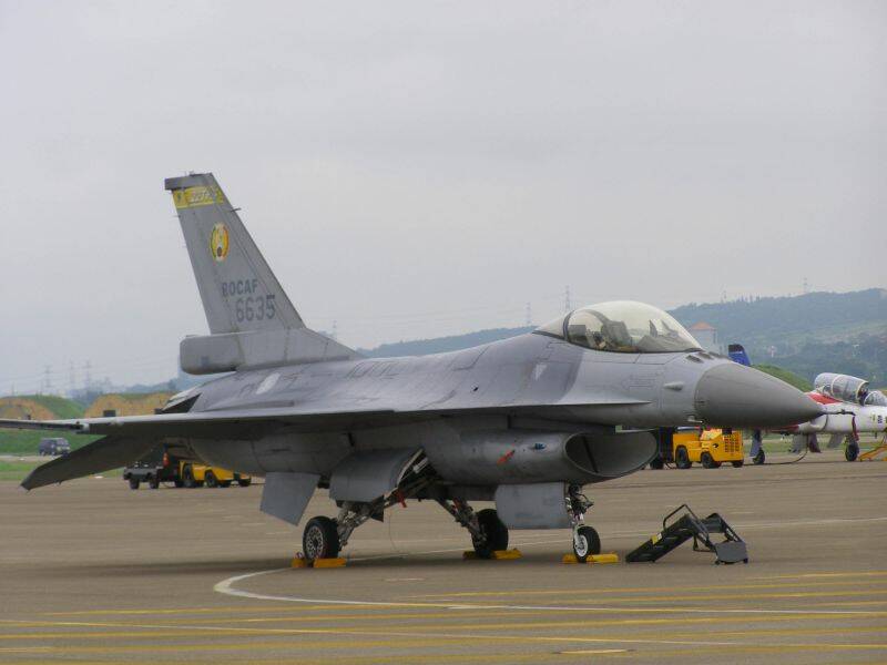 F16-6.jpg