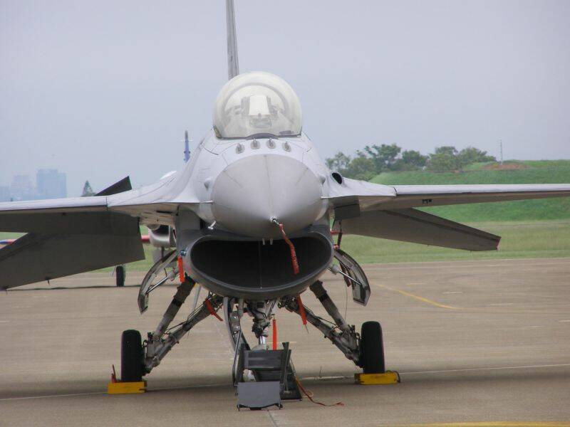 F16-9.jpg
