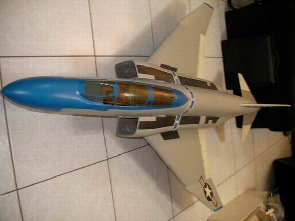F-4-002.JPG