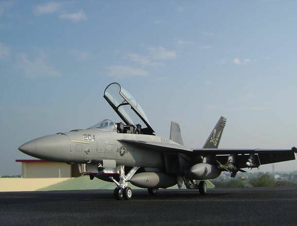 F-18-01.jpg