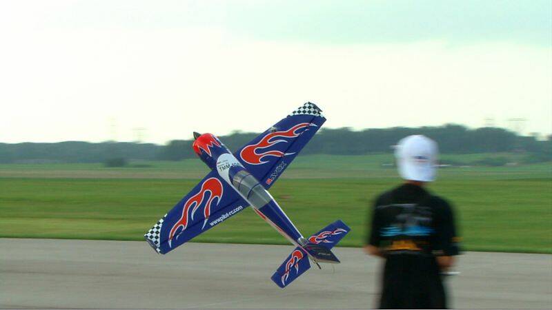 XFC10__TzuLinTailScrapeB900.jpg