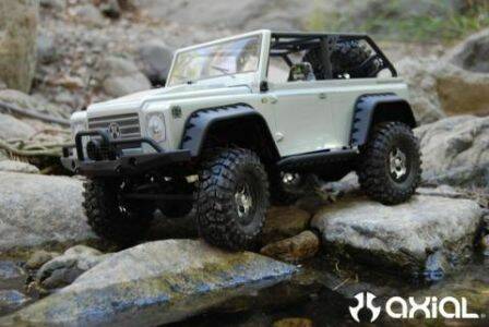 _AXIAL_SCX10TR_m.jpg