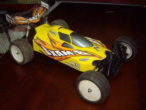 B-MAX 4 a.jpg