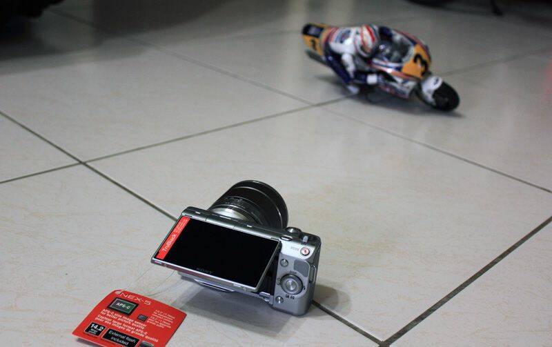 NEX5.jpg