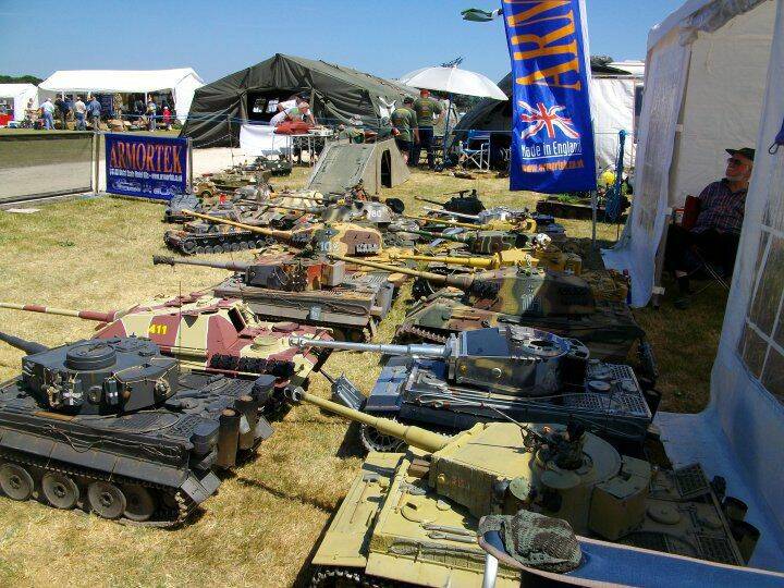 1-6 Armortek 2010 Tankfest.jpg