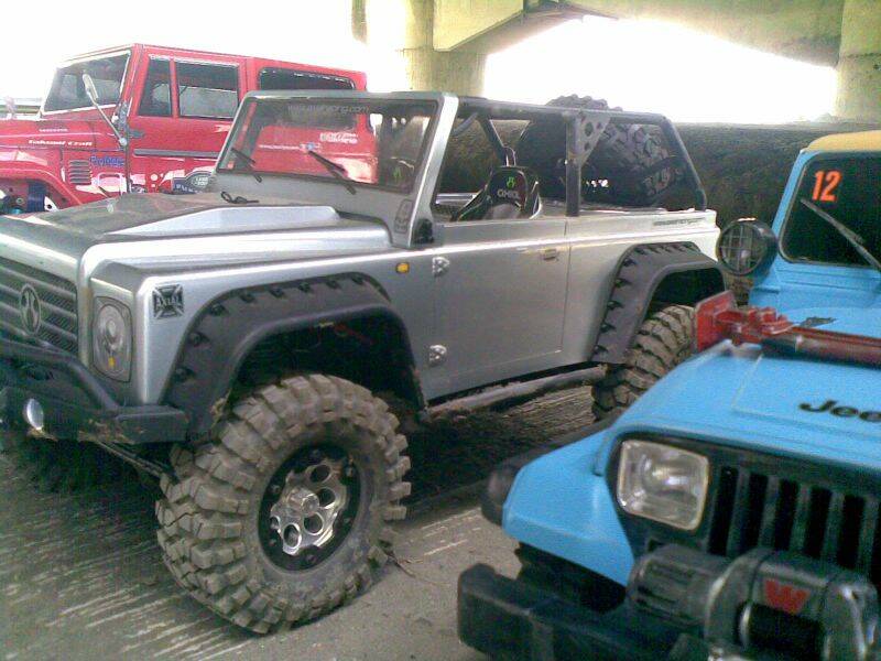 SCX-10 機動救援車