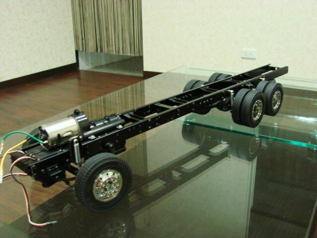 VOLVO大貨車  半成品