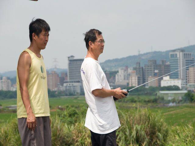 豹哥愛機空中調整中