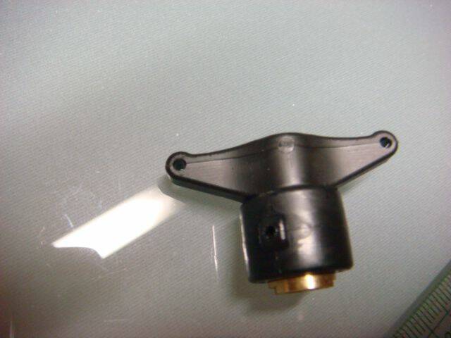 尾YOKE