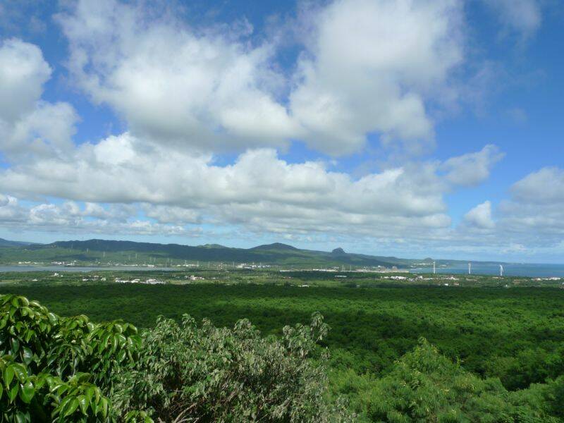 從關山看過去視野超棒