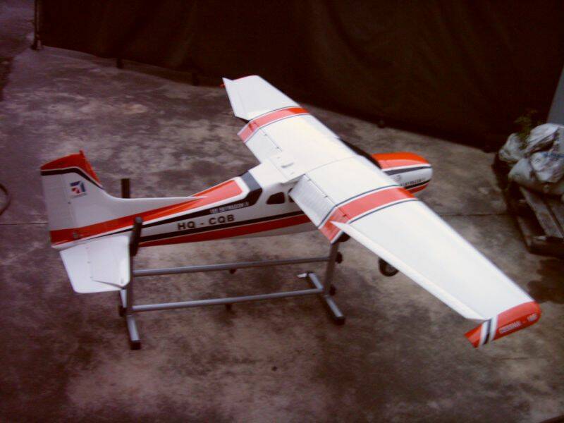 ST830894.JPG