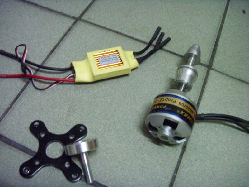 ST830912.JPG