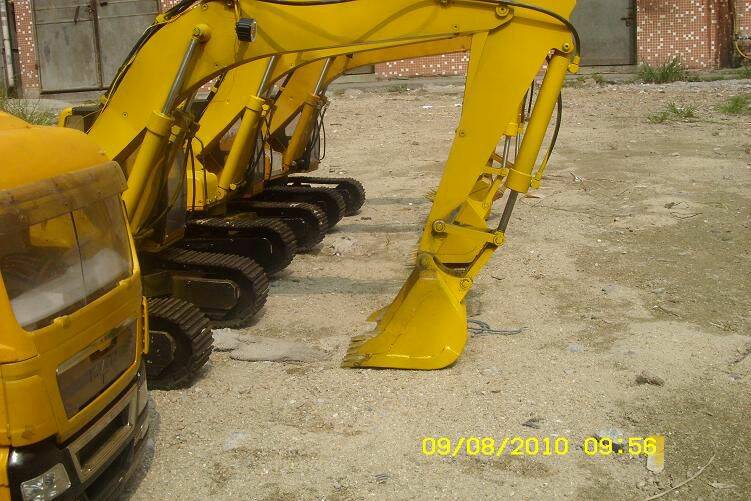 ST834138.JPG