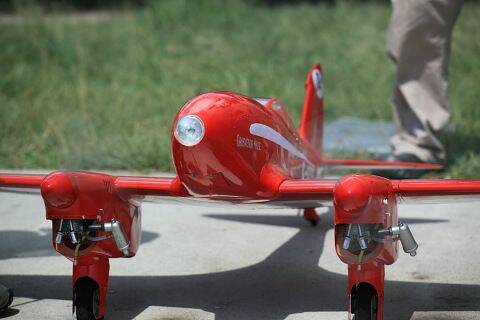 dh884.JPG