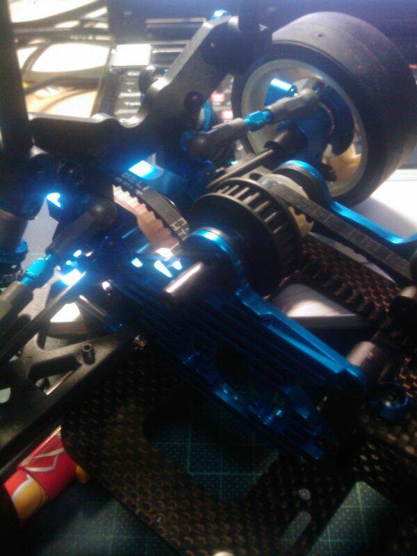 後輪原廠32T+25T導輪