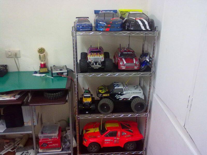 我的小小工作台跟一些小車車