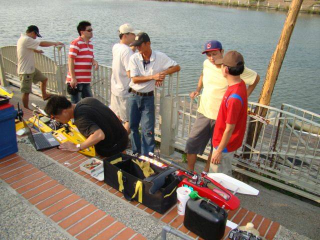 2010.10.03鹿港玩船1 004.jpg