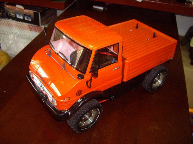 MERCEDES-BENZ UNIMOG 406.jpg