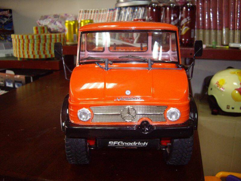 MERCEDES-BENZ UNIMOG 406 4.jpg