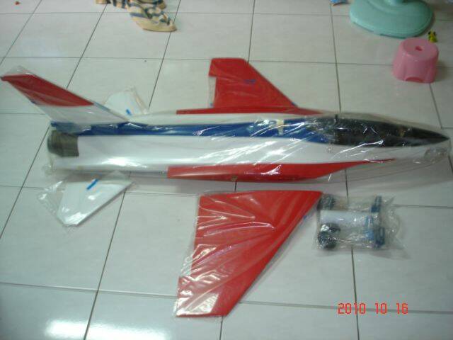 YF-16 002.jpg