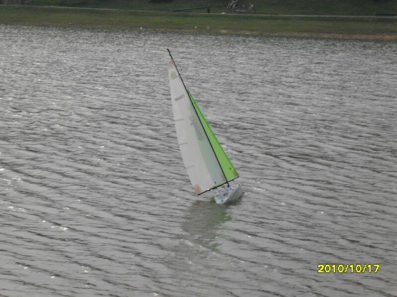 sail boat-2.JPG