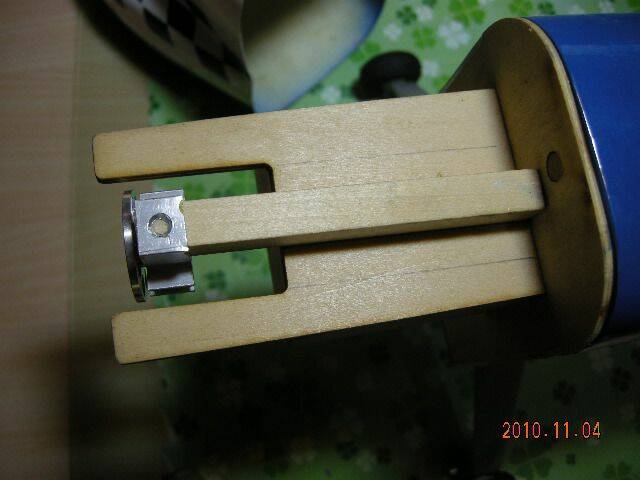 在架上畫線量好後放上木棒(假組)