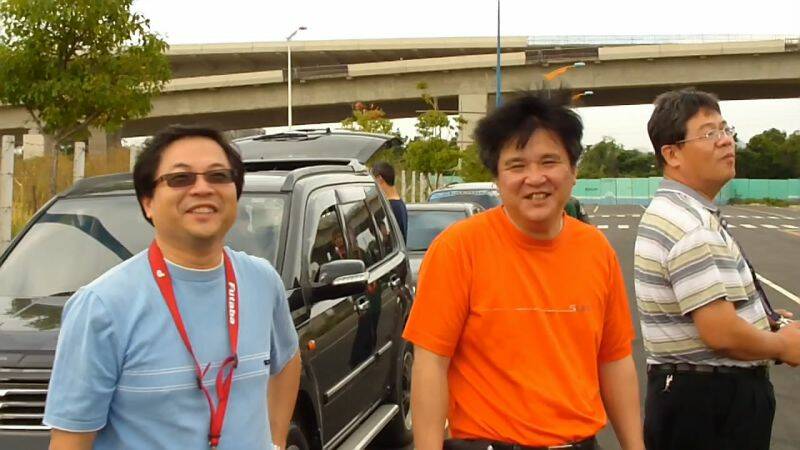 DVCI1236.MP4_snapshot_03.30_[2010.11.07_15.00.04].jpg
