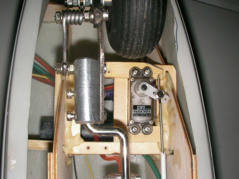 飛機重5.3KG