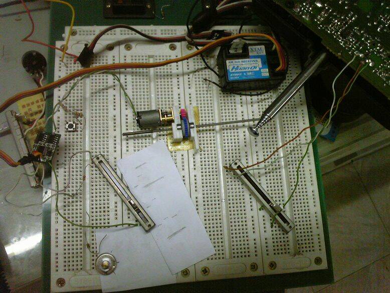 製作中的唧筒機構1