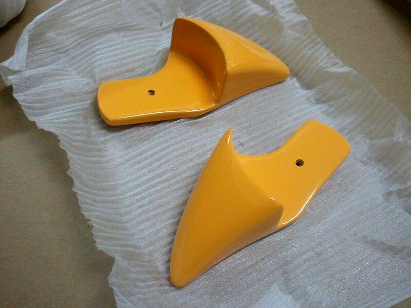 YAK55特有的輪飾