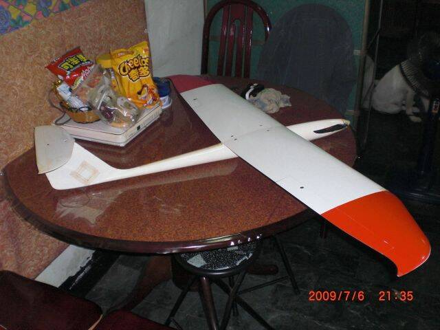 20090721_ee2d44b577aeb0bf2c4c6ShDjMlCenOX.jpg