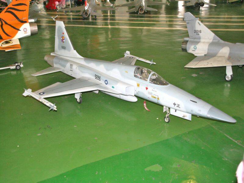 小伍哥-F-5E中正號