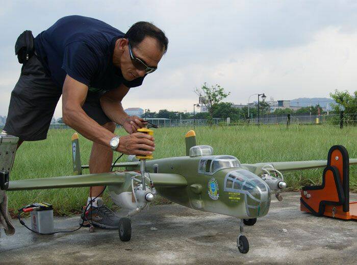 阿強RCV B-25